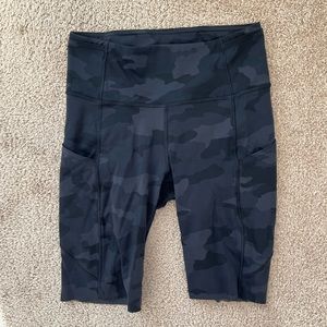 Fast and Free High-Rise Short 10